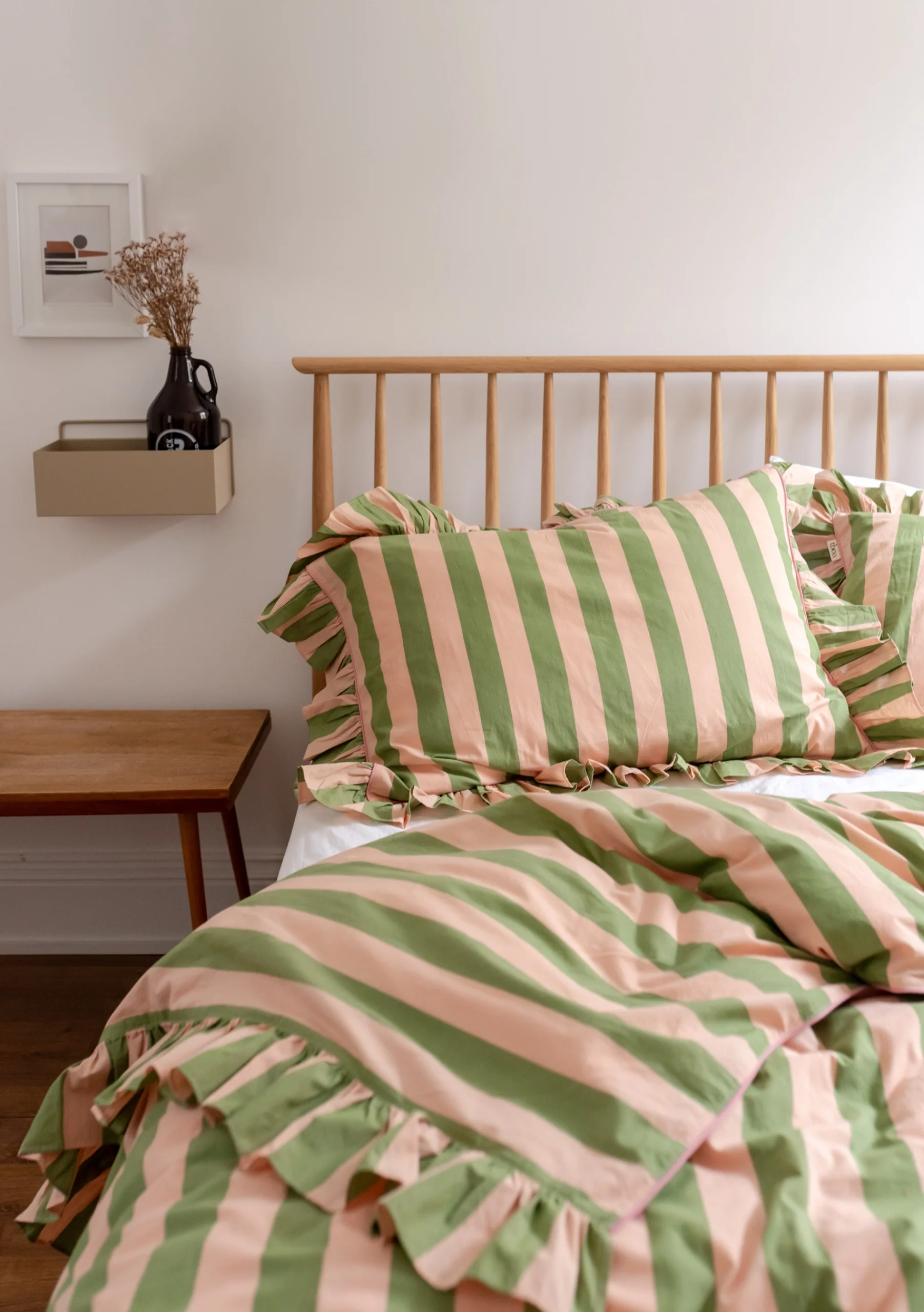 Cotton Duvet Cover & Pillowcases Set in Green Stripe
