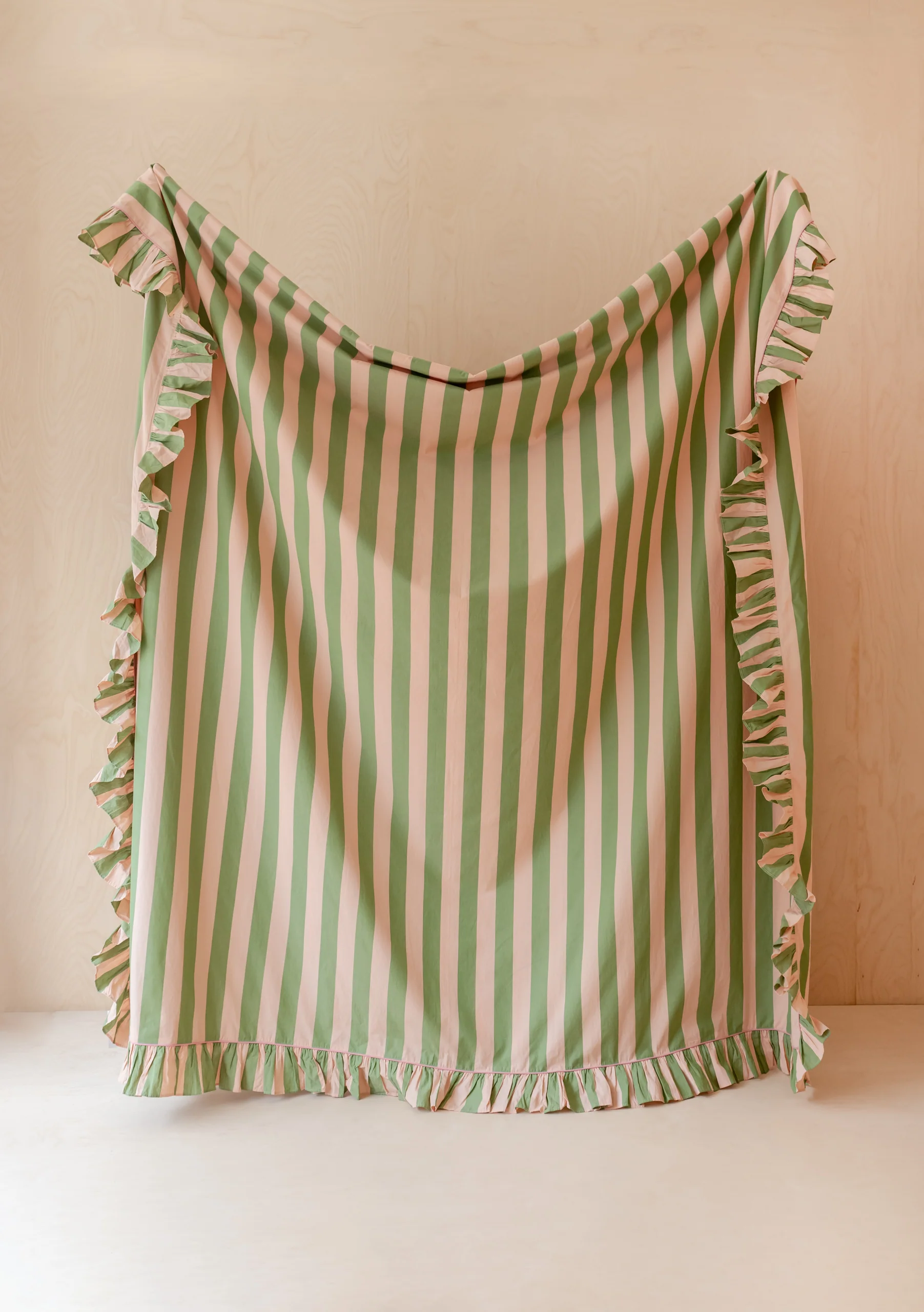 Cotton Duvet Cover & Pillowcases Set in Green Stripe - Image 2