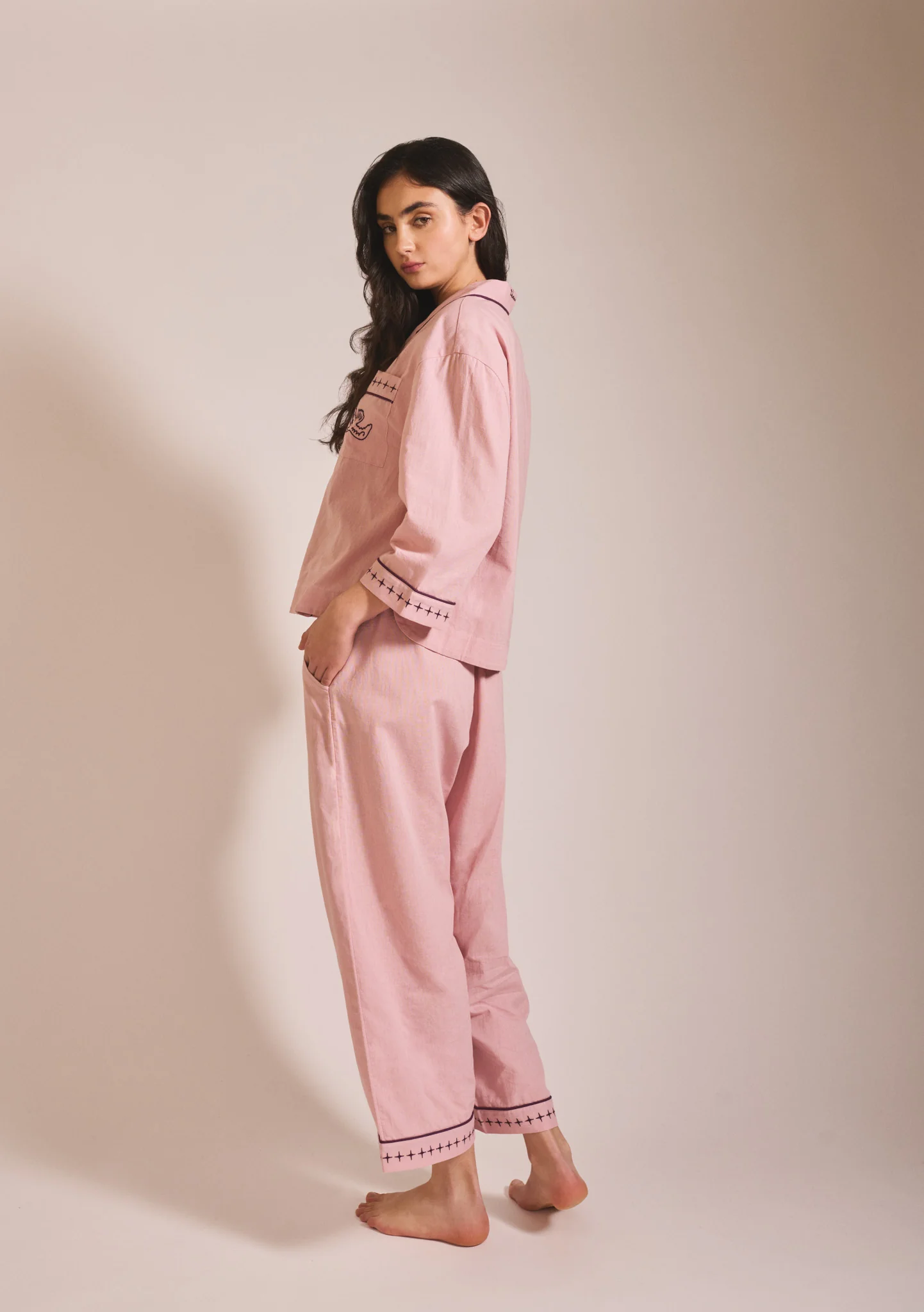 Cropped Cotton & Linen Pyjamas in Pink - Image 3