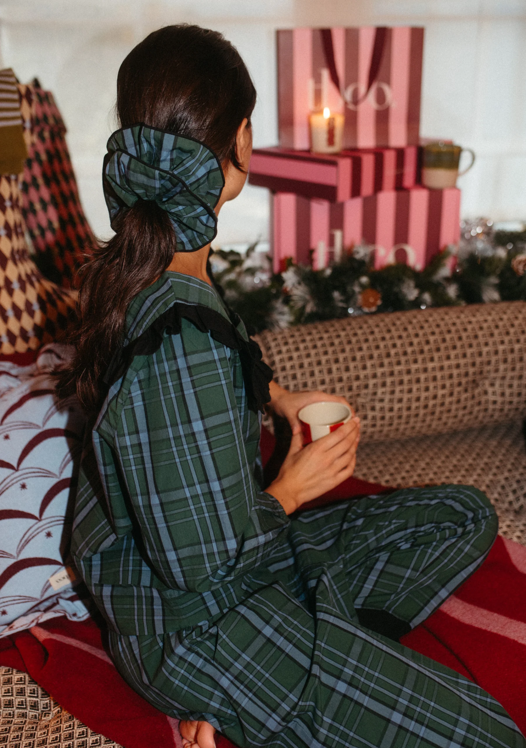 Cropped Cotton Pyjamas in Green Tartan - Image 4