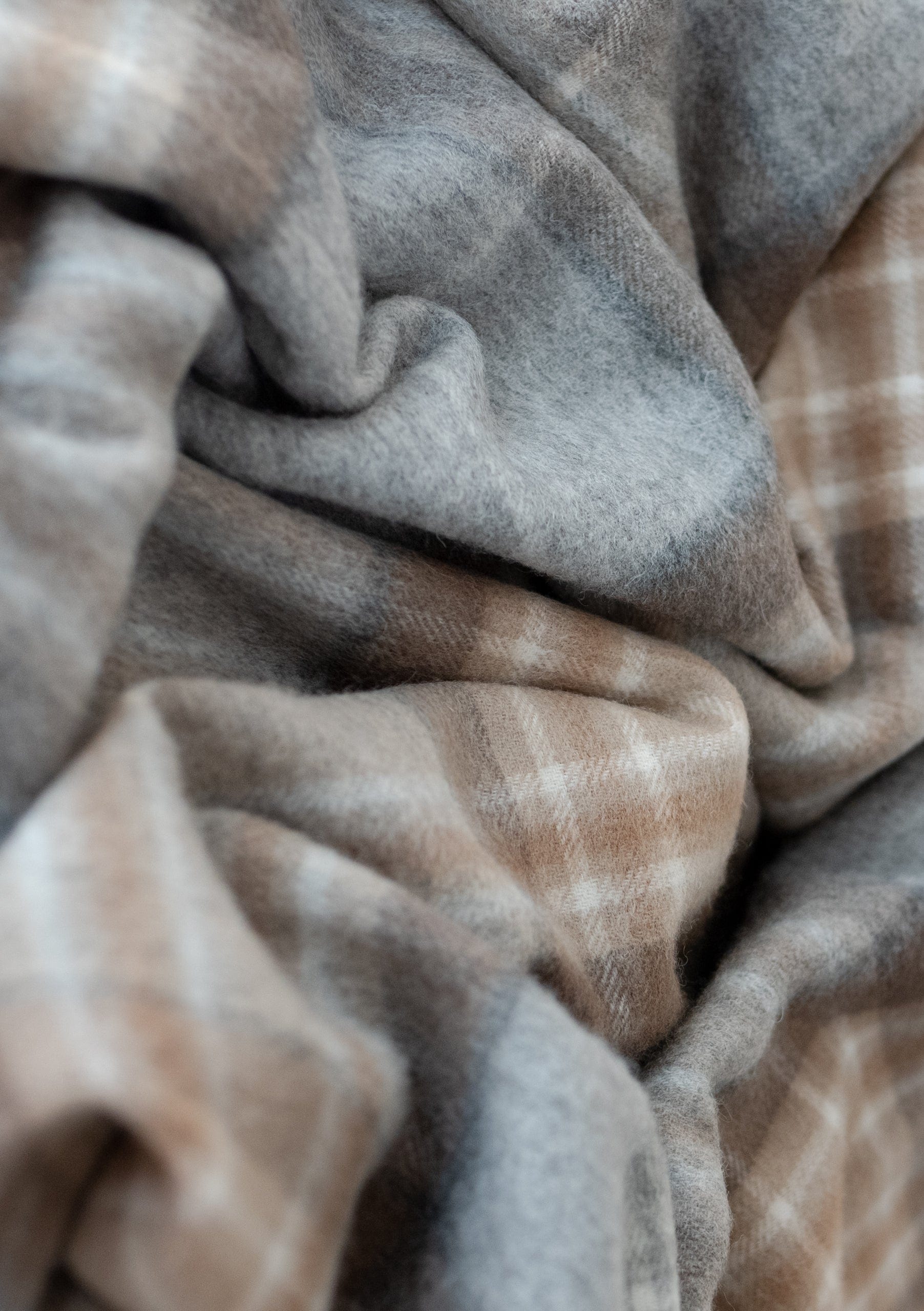 Lambswool Oversized Scarf in Mackellar Tartan - Image 4