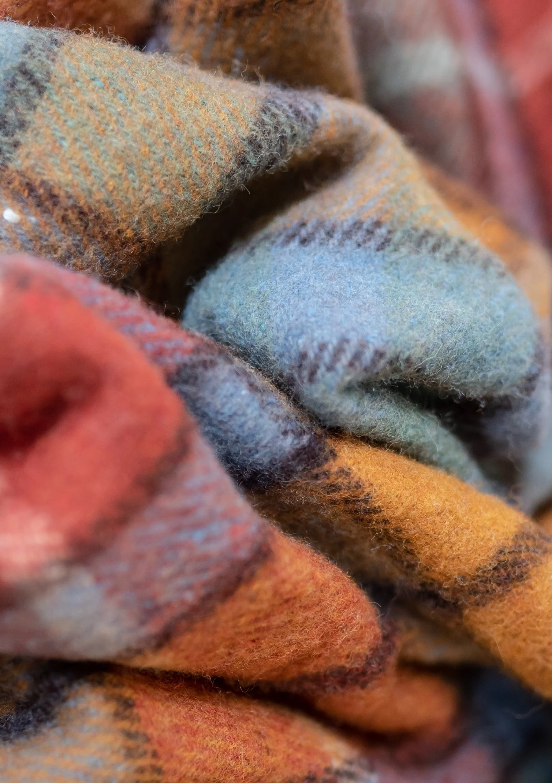 Recycled Wool Blanket in Buchanan Antique Tartan - Image 3
