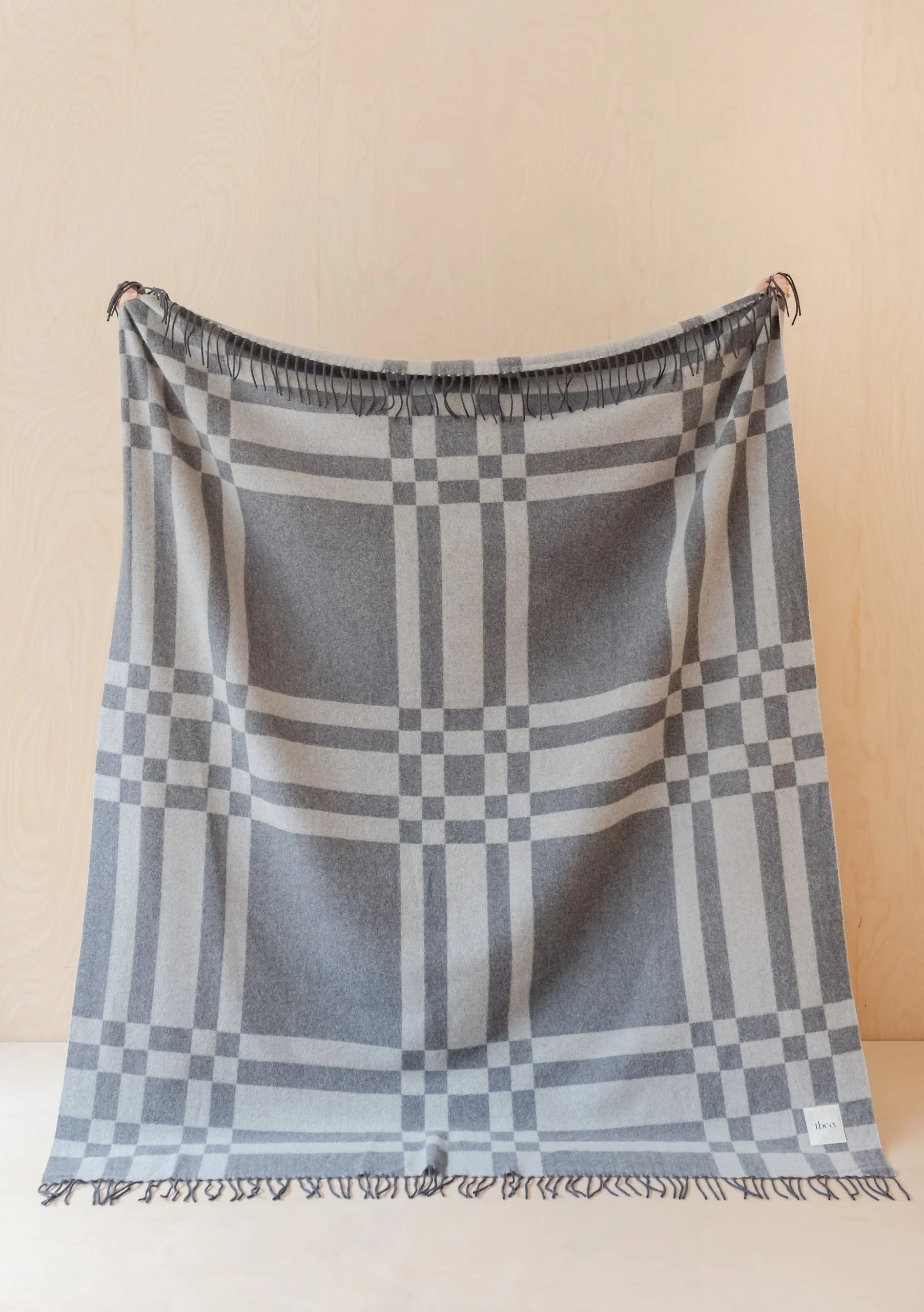 Sample Sale Lambswool Blanket in Grey Pillar Check